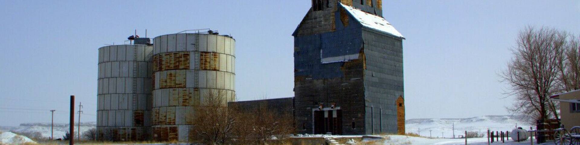 Great little town, that is famous for its Chilli.
This town needs help so please stop off and spend some money at the soda Fountain #snow
