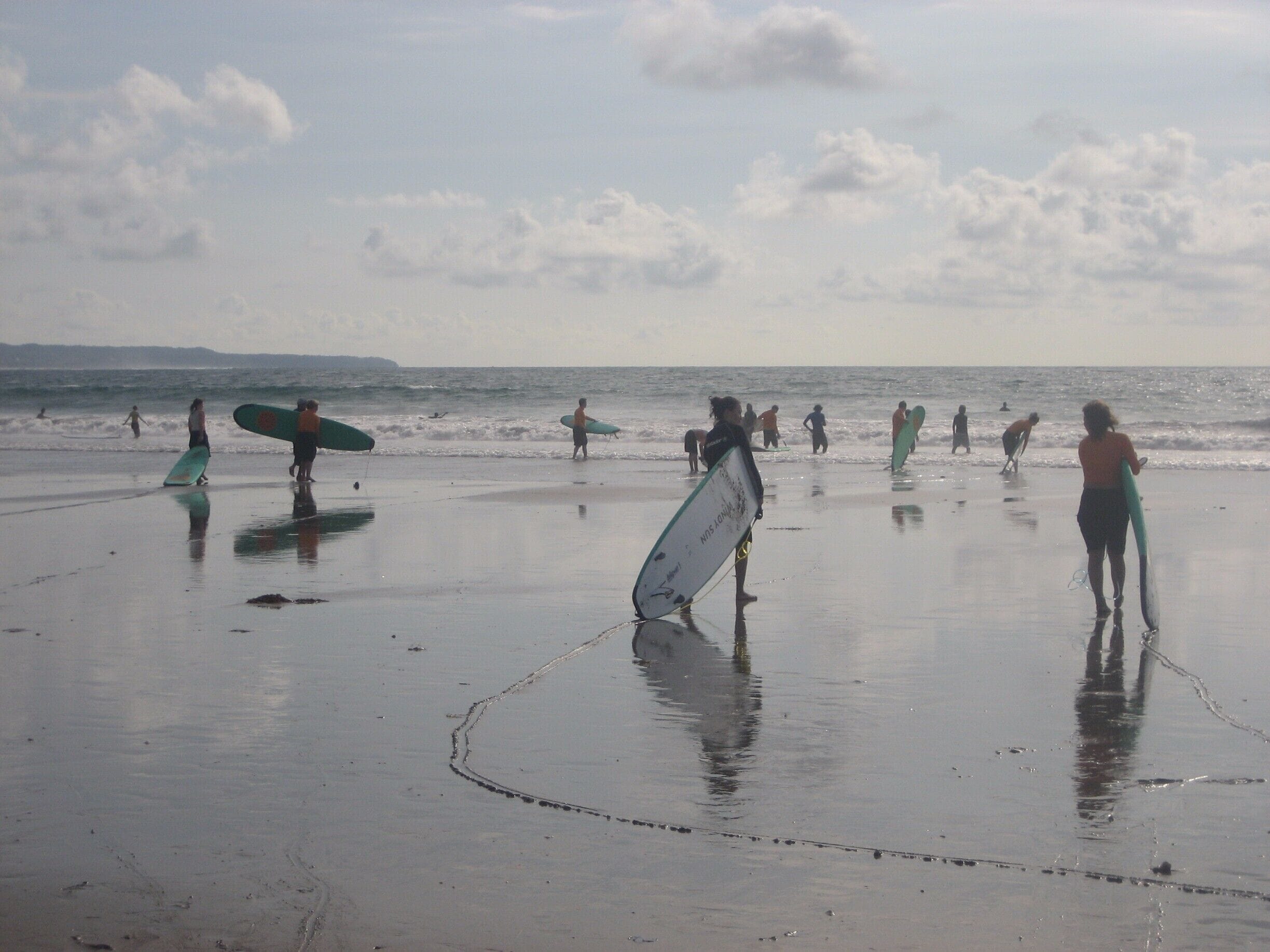 I wonder how many people have their first surfing experience along this famous stretch of beach in Bali every day. #beach #island #surfing