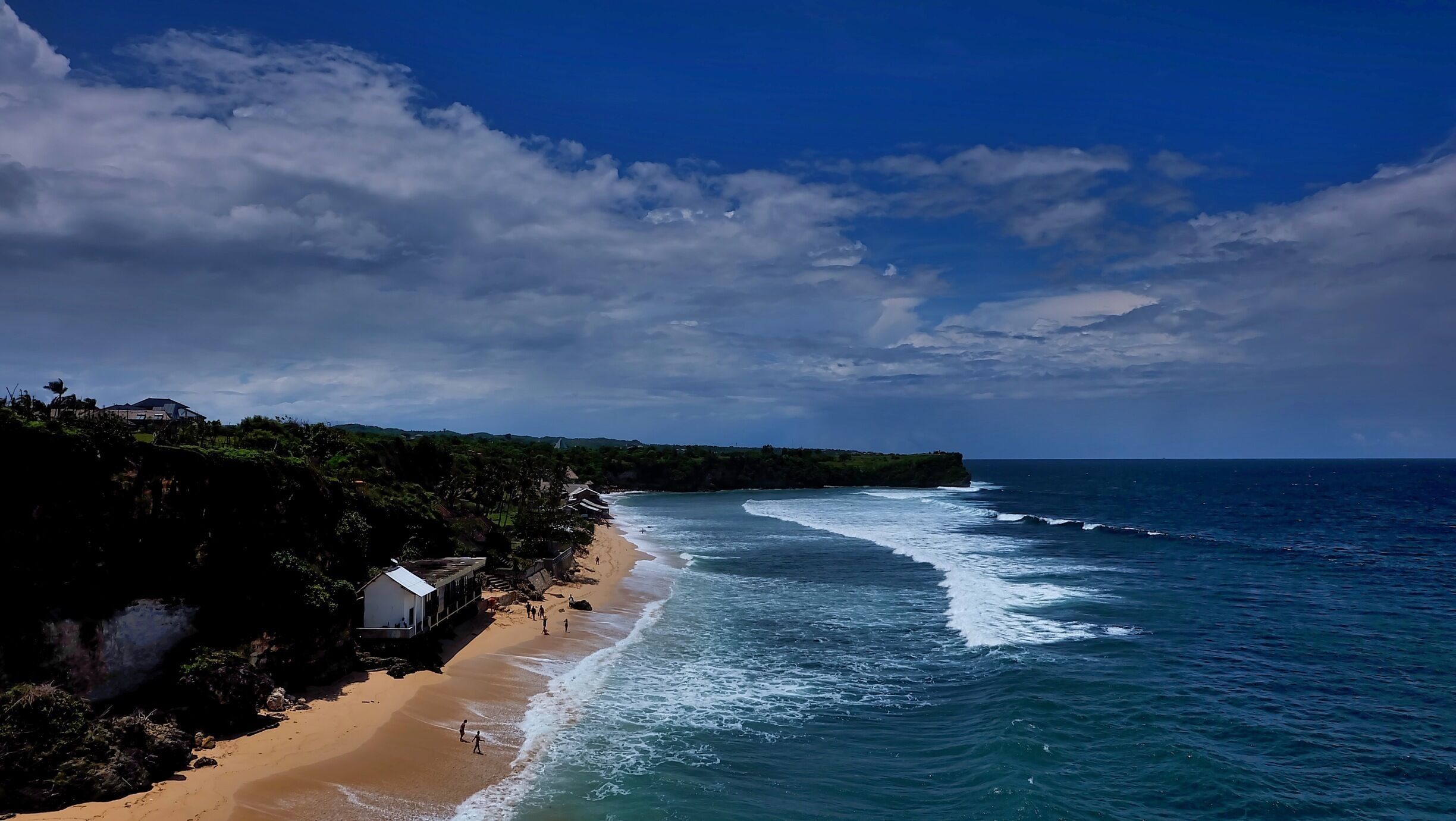 Balangan Beach, Bali nice placed for surfing.

#BLUE