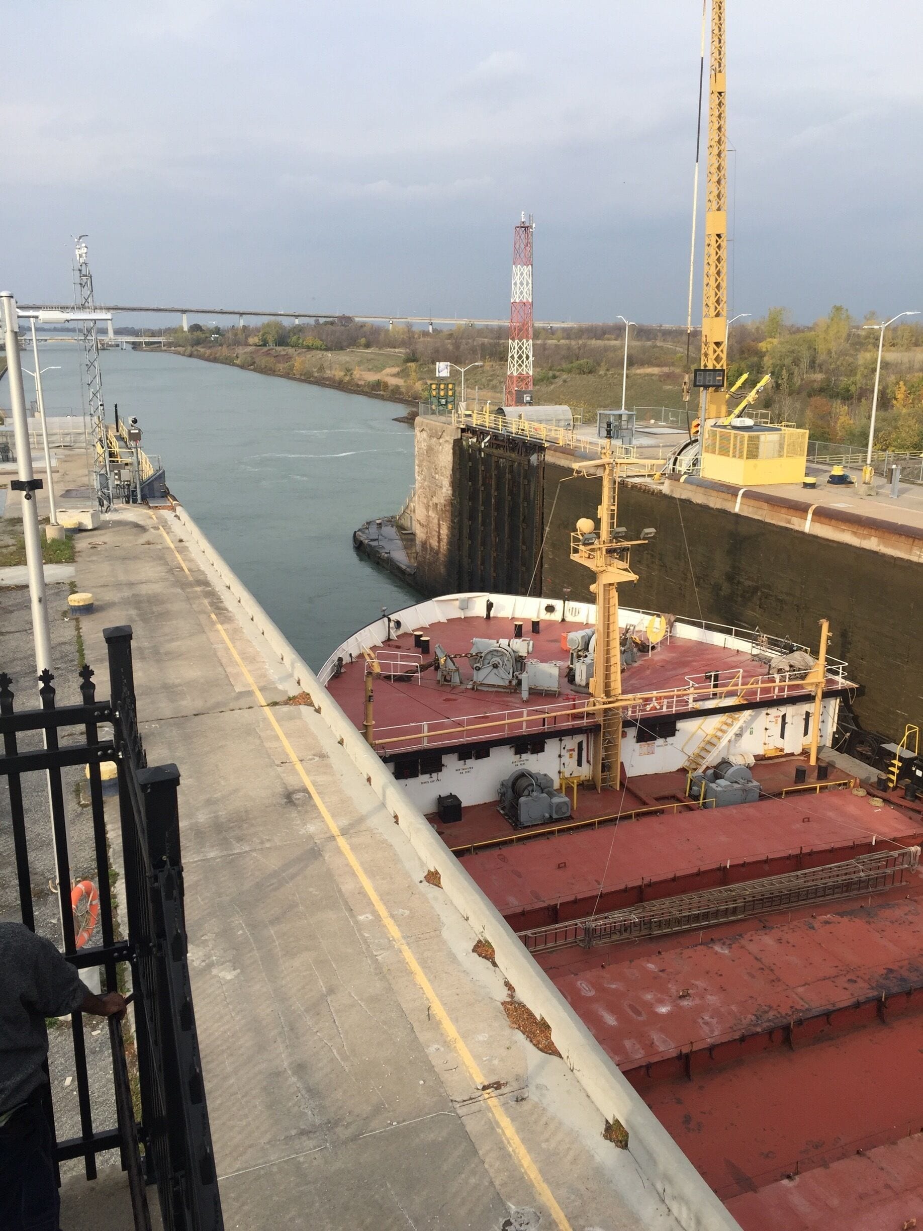 Watching a ship pass thru Lock #3 at Welland Canal. #wellandcanal #lockthree #niagara #canada #magentasfire🔥 #fall #seemyworld #travelgal #seemyworld 