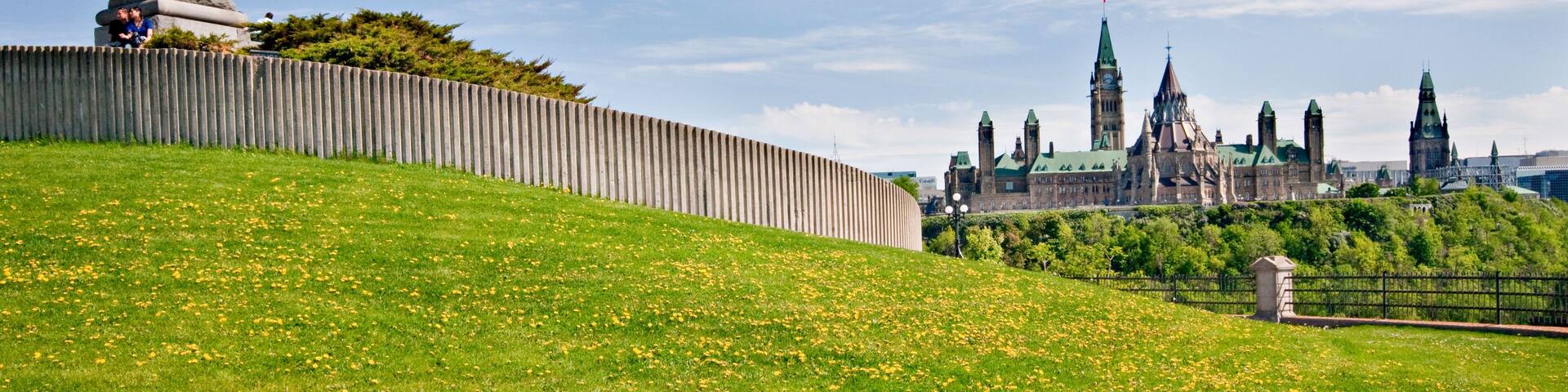 BBT3FW Samuel de Champlain Statue, Nepean Point, Parliament Hill in distance, Ottawa, Ontario