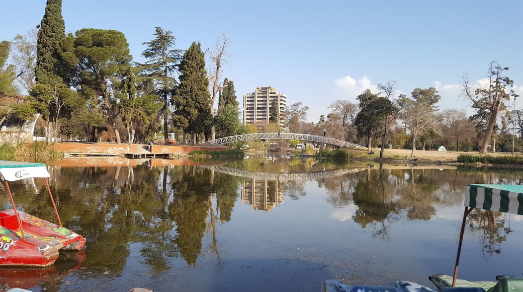 Calm boating lake in Cordoba