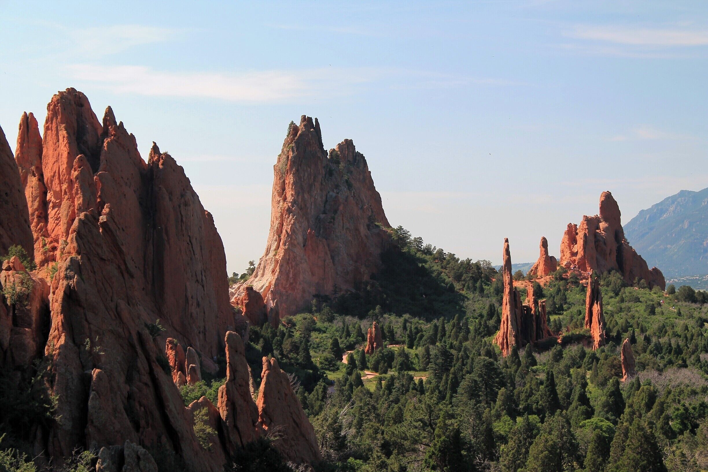 If you look closely you can see one of the paths that wind through the rock formations at Garden of the Gods. These rock formations are an amazing sight because they seem to have come from nowhere. There are no other formations like these anywhere in sight so you're left with a sense of wonderment. Definately worth a visit if you are in the Colorado Springs or Manitou Springs area. #GardenOfTheGods #ColoradoSprings #Colorado #RockFormations #ManitouSprings #colorful