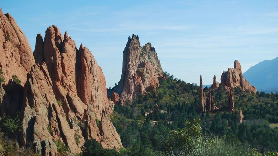 Compact scenic city park in Colorado Springs. Beautiful rock formations and free entrance. Make sure you check out the visitors center and trading post.