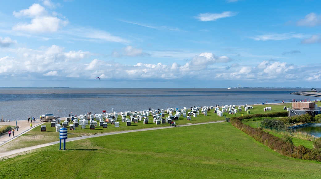 Blick von der Blauen Brücke über den Strand, Norddeich, Niedersachsen, Deutschland, Europa
