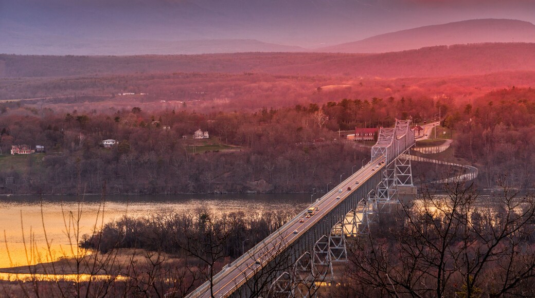 เคลียร์สปริง