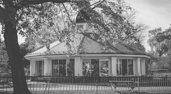 เขตประวัติศาสตร์ฝั่งตะวันตก