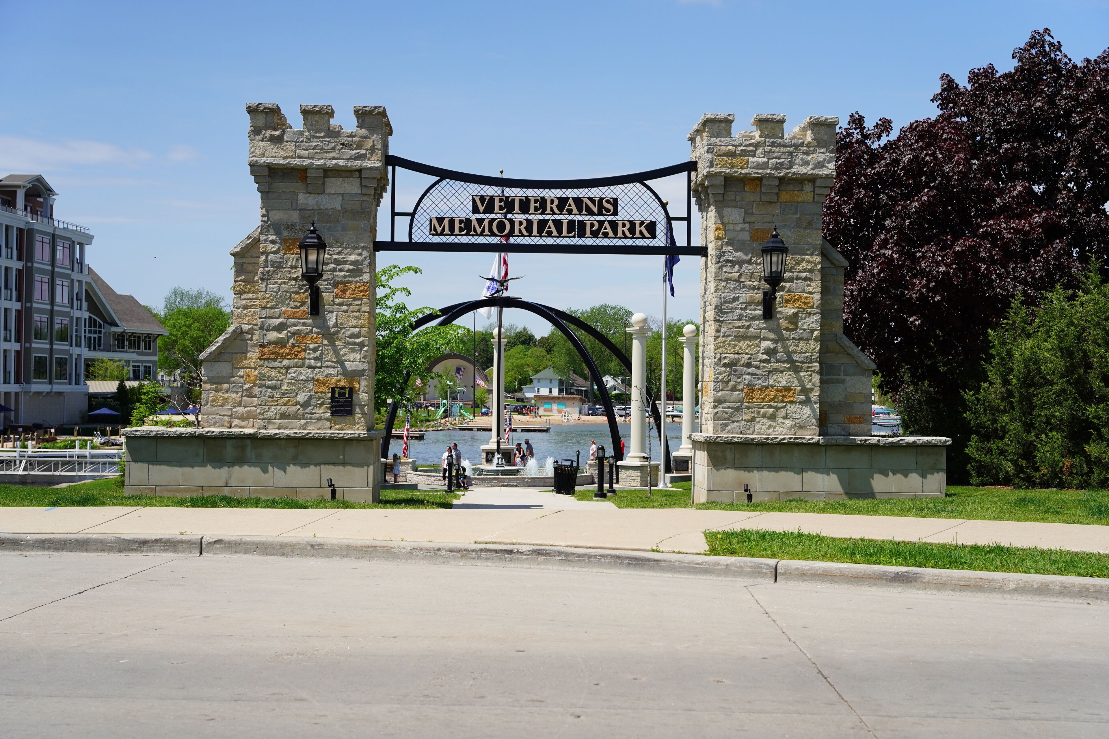 The veteran memorial site gives honor and remembrance to all the brave men and women that have fought.