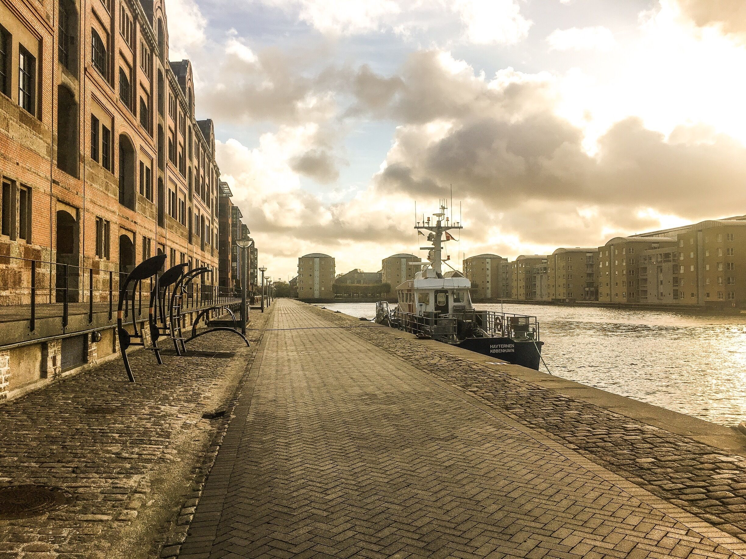 Such a beautiful city. #sunset 