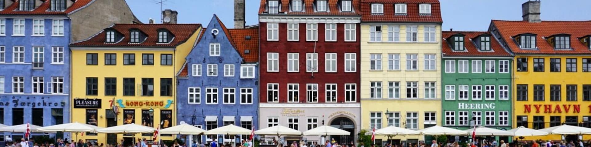 Nyhavn is hardly an original discovery, but if you walk on the other side of the canal you get less crowds and better views!
#lifeatExpedia
#Copenhagen
#citybreak
#Nyhavn