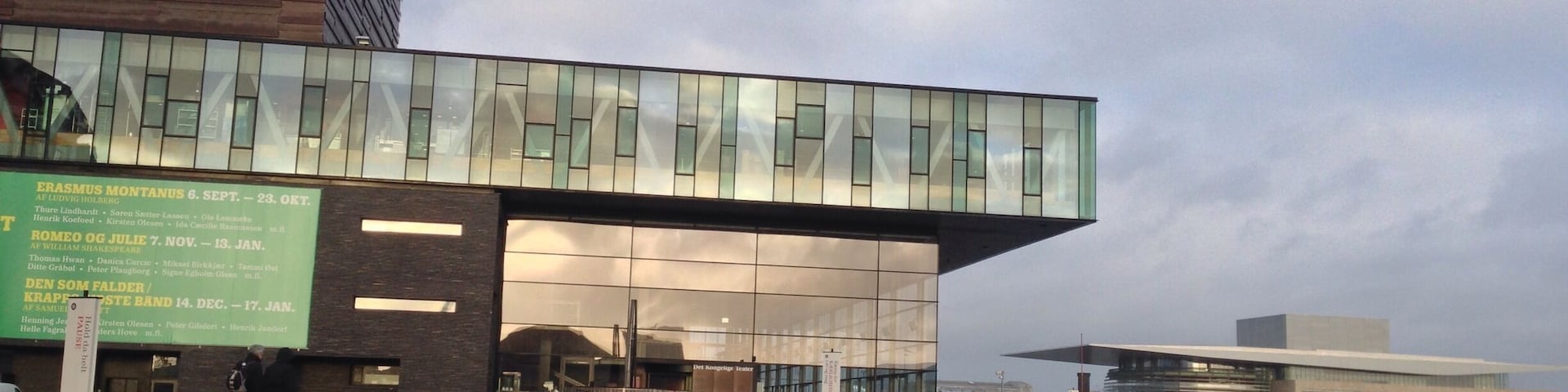 The new royal theater with the Ăłpera house in the background !