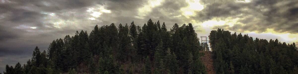 Learn the history of the first train up the mountain to Cloudcroft and get some beautiful shots of the railroad bridge.