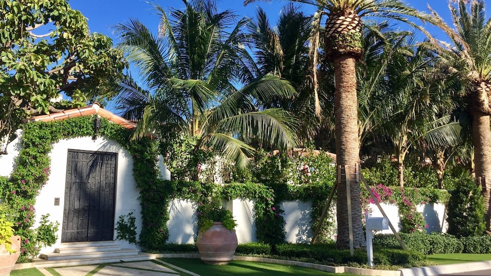 Located behind this gated wall is the home that Joseph Kennedy purchased in 1933 as a family winter home. It was here that Future President John F Kennedy wrote his inaugural address and selected his cabinet. It was also here that Joseph Kennedy had a stroke in 1961 that left him unable to speak. And, it was here that JFKs nephew William Kennedy Smith was accused and acquitted of rape in 1991. The home was sold for 4.9 Million dollars in 1995.