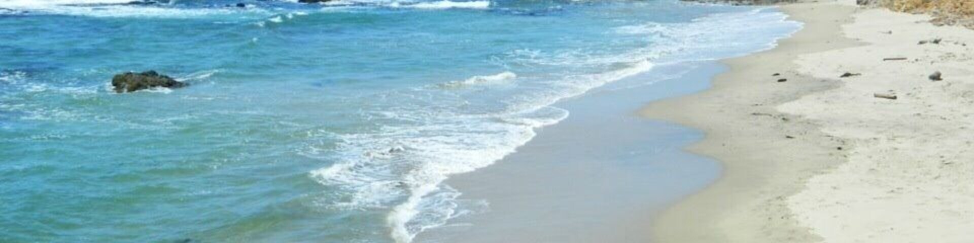 A drive along coast highway will leave you breathless. Lots of stops to pull over and stroll on a beach .