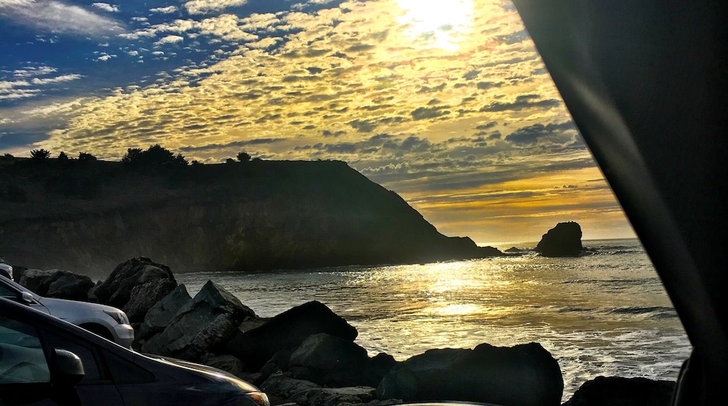 Can you believe this was the view from my parking spot?! Great bar and restaurant with amazing ocean views.