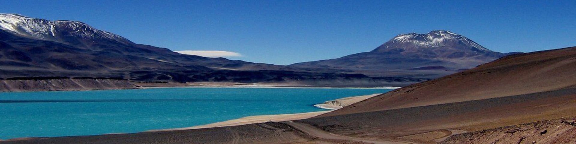 Our acclimatization stop at 4.400m before climbing Ojos del Salado. One of the most extraordinary places I´ve been to. #TroveOnTuesday #BVSBlue #GreatOutdoors