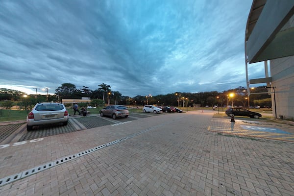 The best photos of Golden Hour you can get from the bath window in 3rd floor.