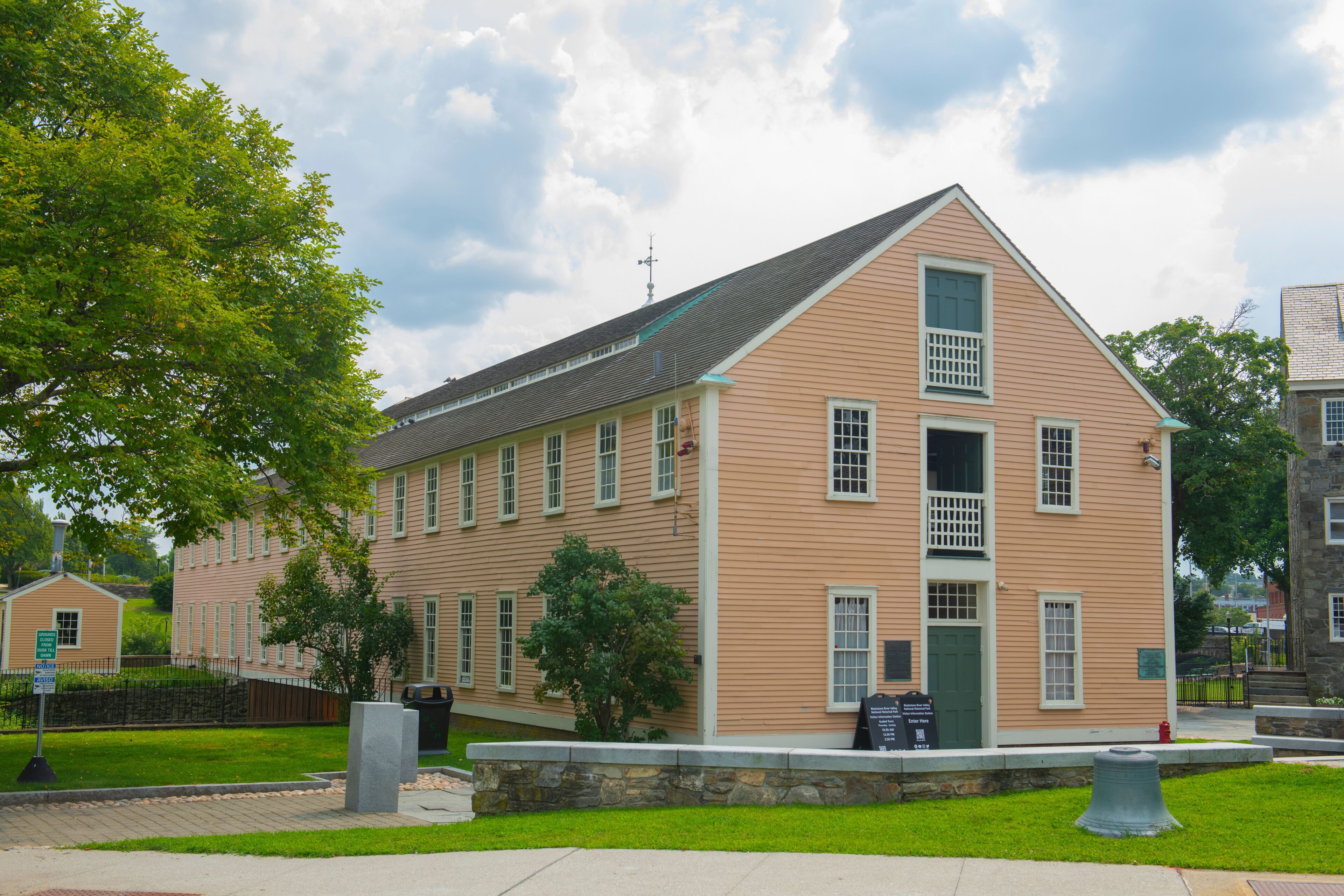 Old Slater Mill building in Old Slater Mill National Historic Landmark on Roosevelt Avenue in downtown Pawtucket, Rhode Island RI, USA.