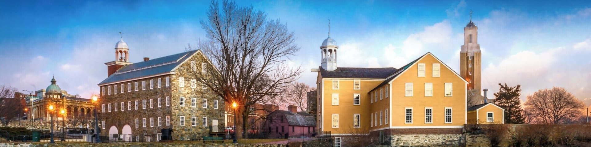 The sun just crested over the horizon when I took this photo of the Slater Mill Historic Site in Pawtucket, Rhode Island.
This historic mill is said to be the birthplace of the American Industrial Revolution. It was modeled after cotton spinning mills first established in England.
Although it was a bitter 22°F outside, a scene like this does make me forget the cold for a few minutes.
#BVSBlue
#MyBackyard.