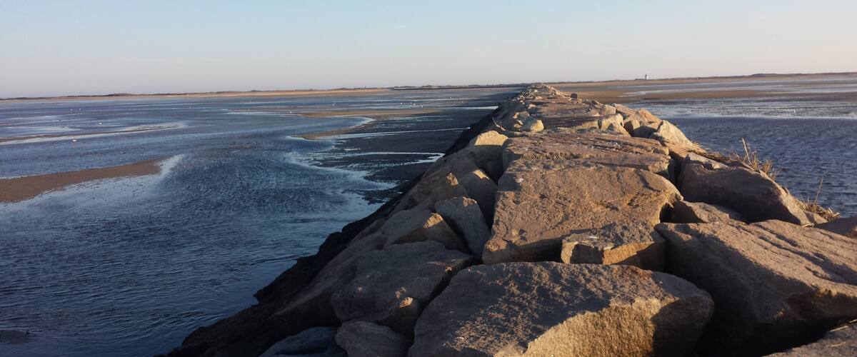 stony rock pier, ocean boardwalk, off-centered