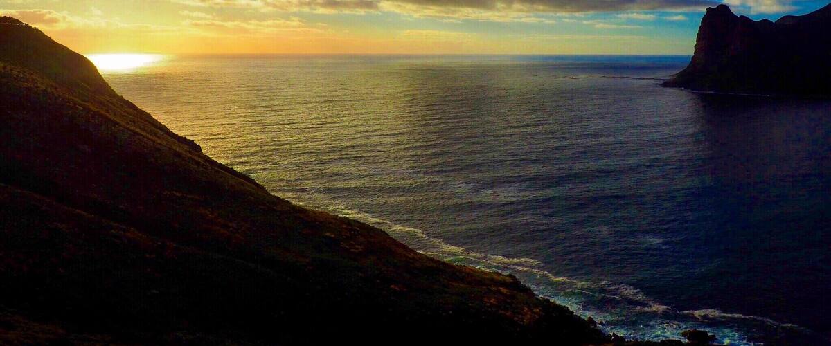 Stunning vista of the ocean and mountains, Chapman's Peak is a must see!