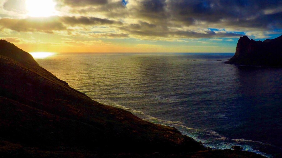 Stunning vista of the ocean and mountains, Chapman's Peak is a must see!