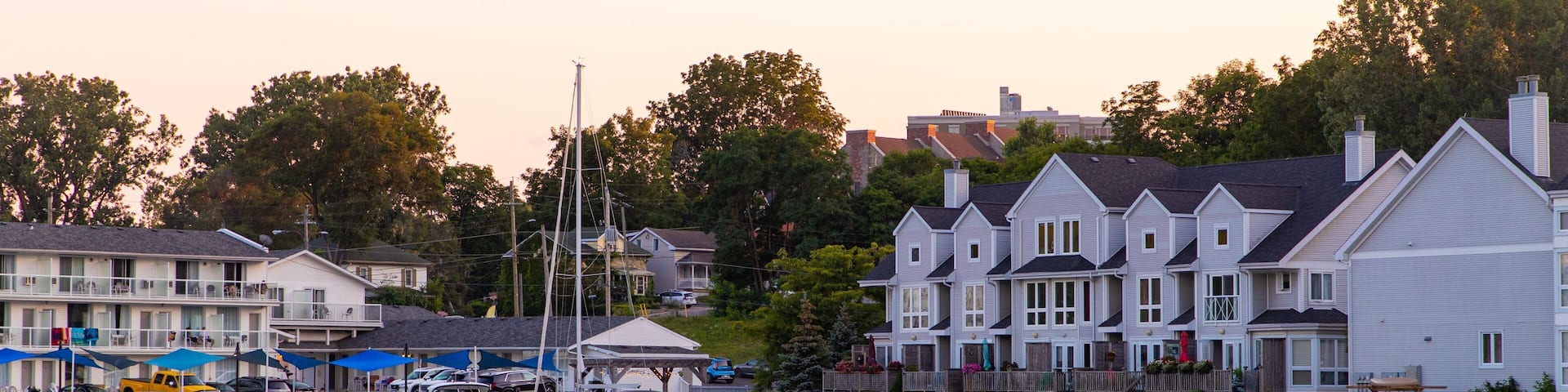 Picton showing a sunset and a bay or harbor
