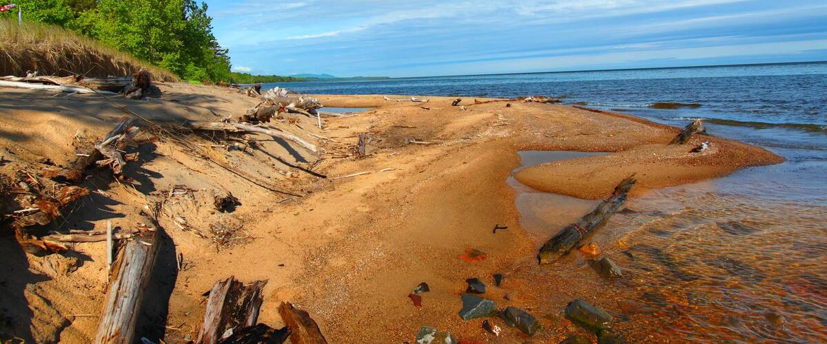 Cranberry River flows into Lake Superior in the upper peninsula of Michigan