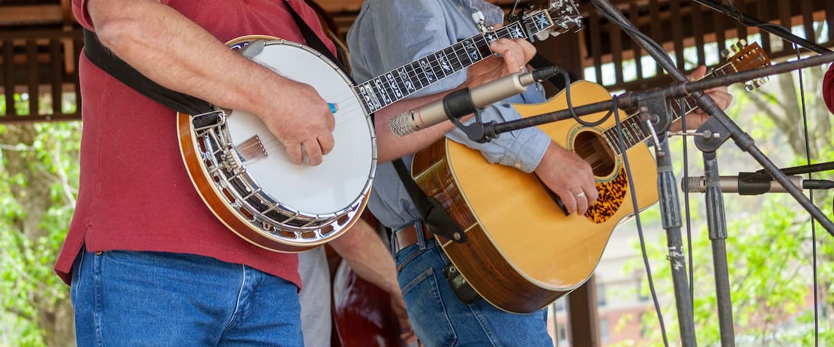 Banjo & Guitar
