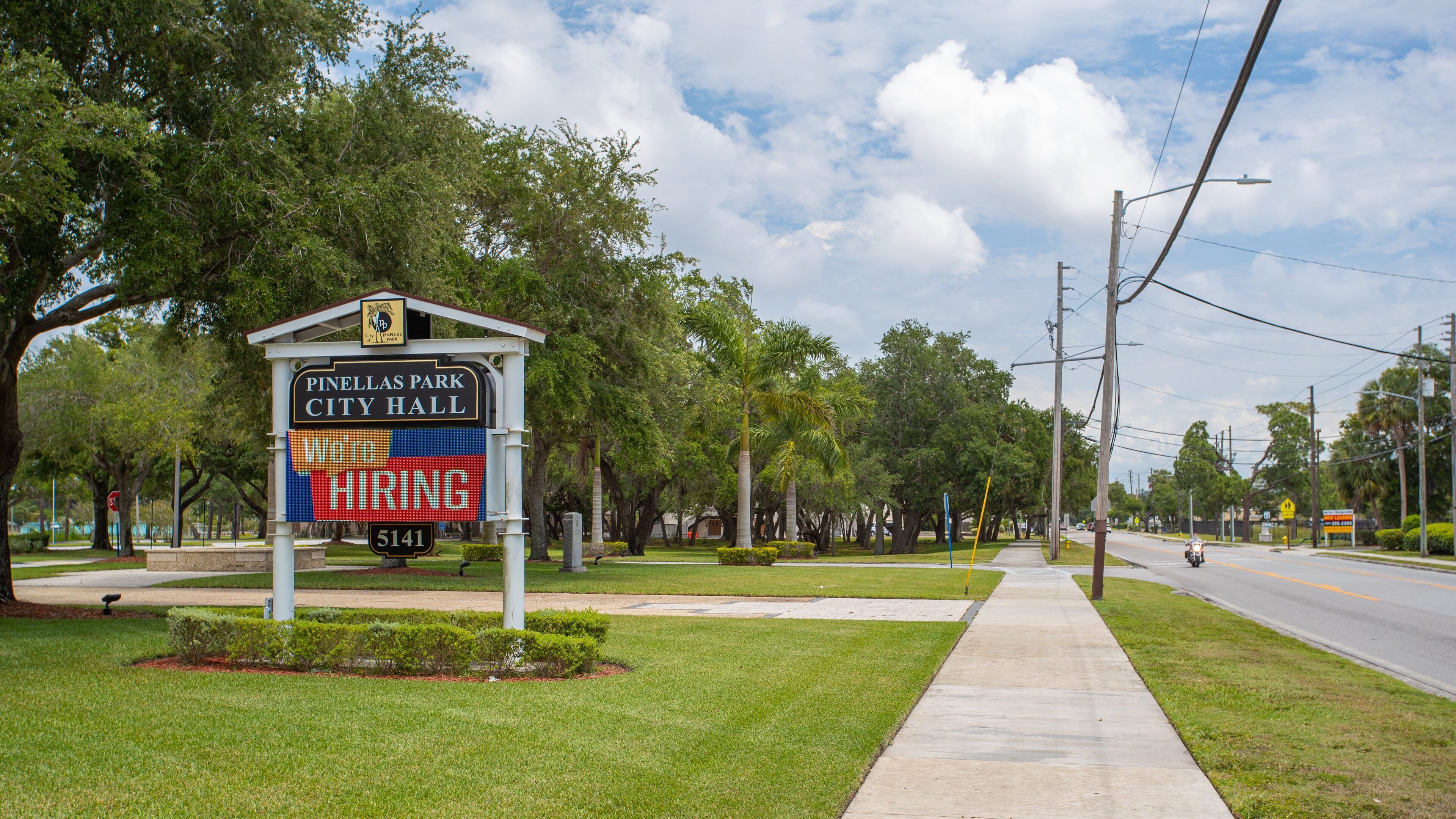 Pinellas Park featuring a garden and signage