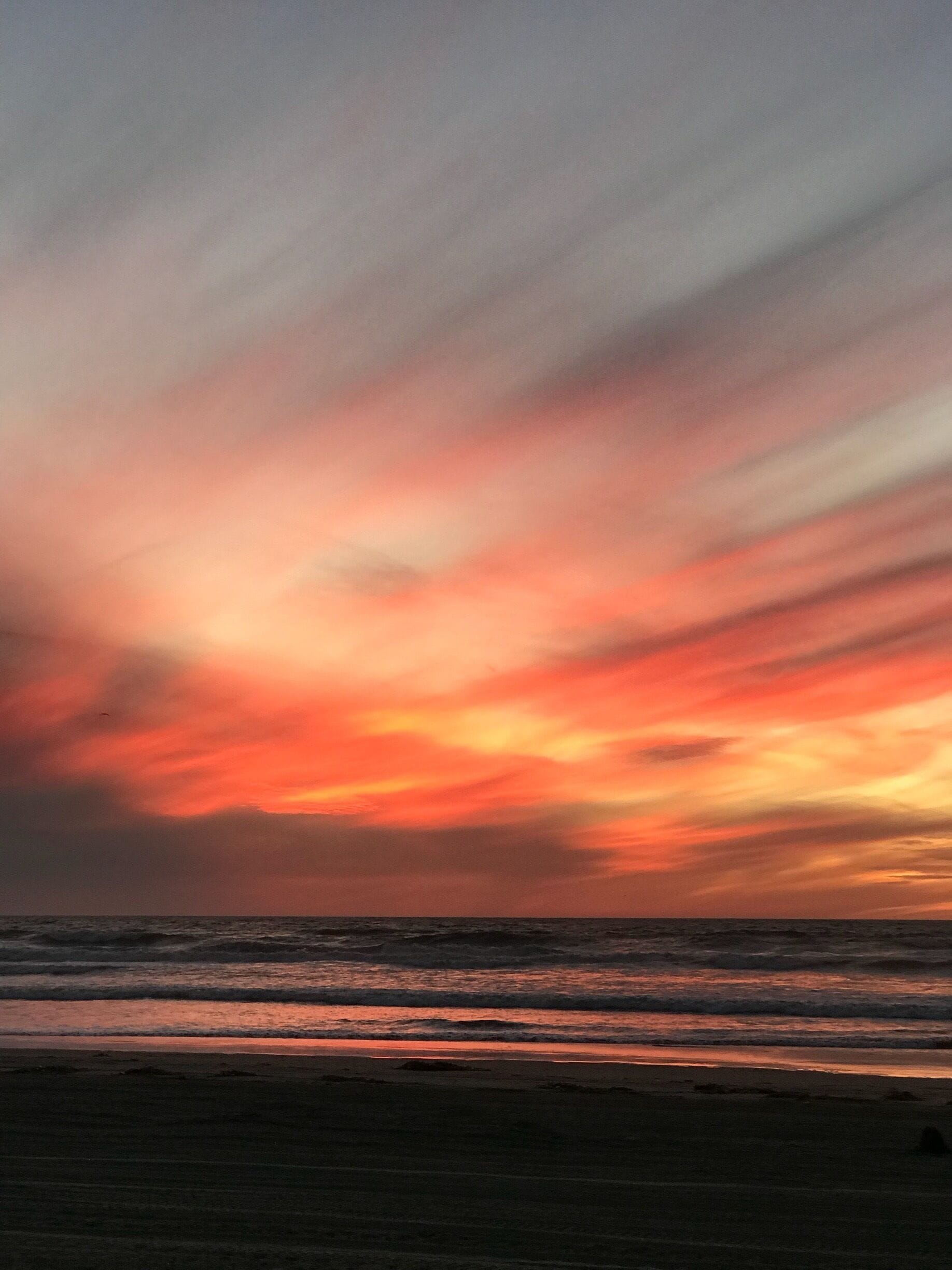 Beach sunsets are the best 😍