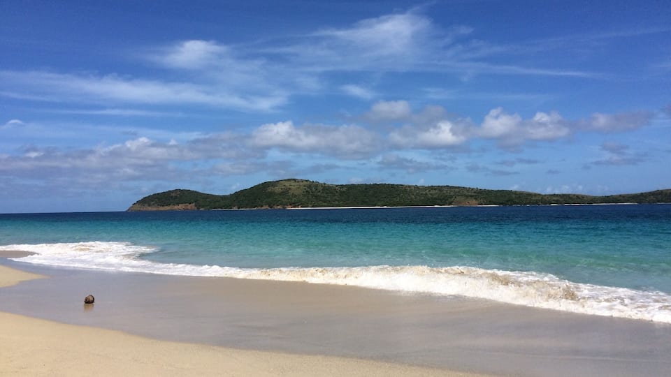 Zoni Beach #beachtips #puertorico #bornbackpacker