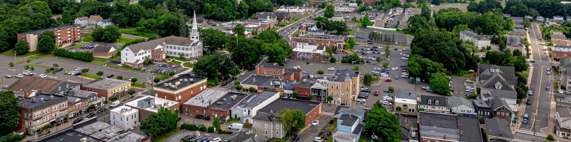 Plainville Hotel Guide