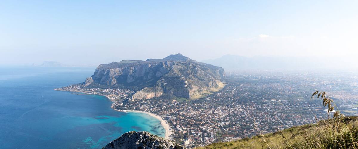 Golfe de Mondello et Monte Pellegrino, Palerme, Sicile