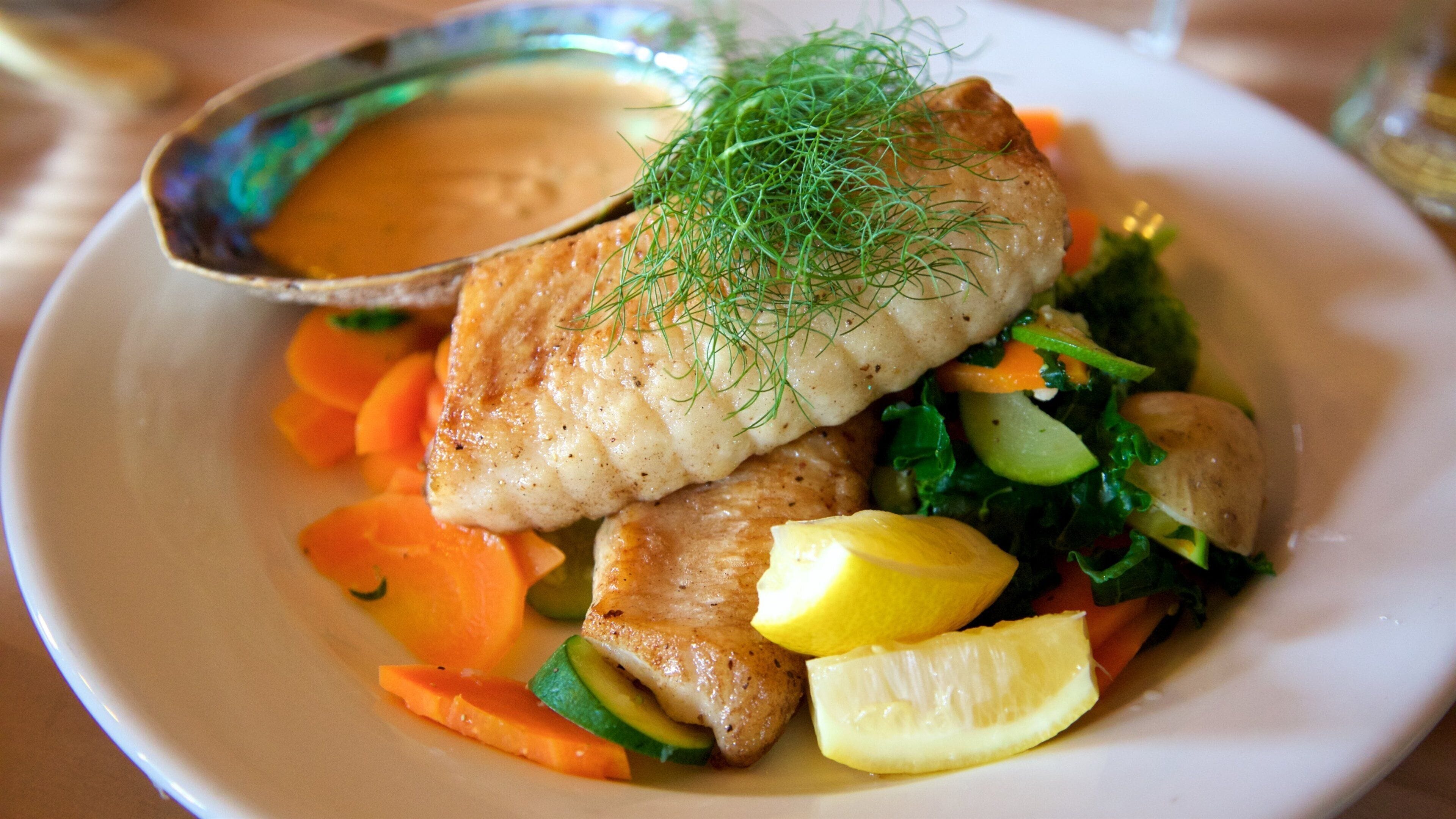 Oamaru featuring food