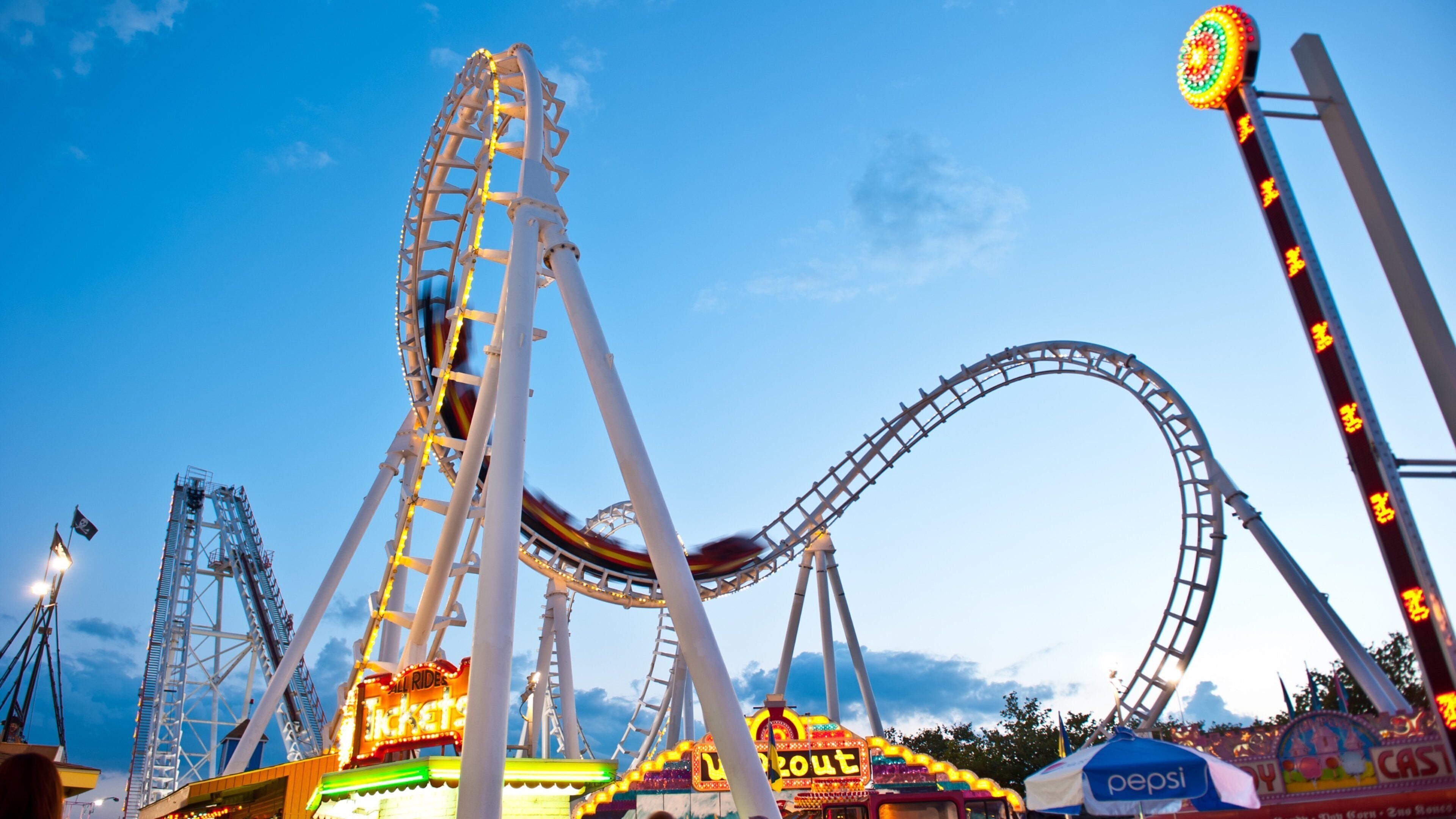 Ocean City featuring rides