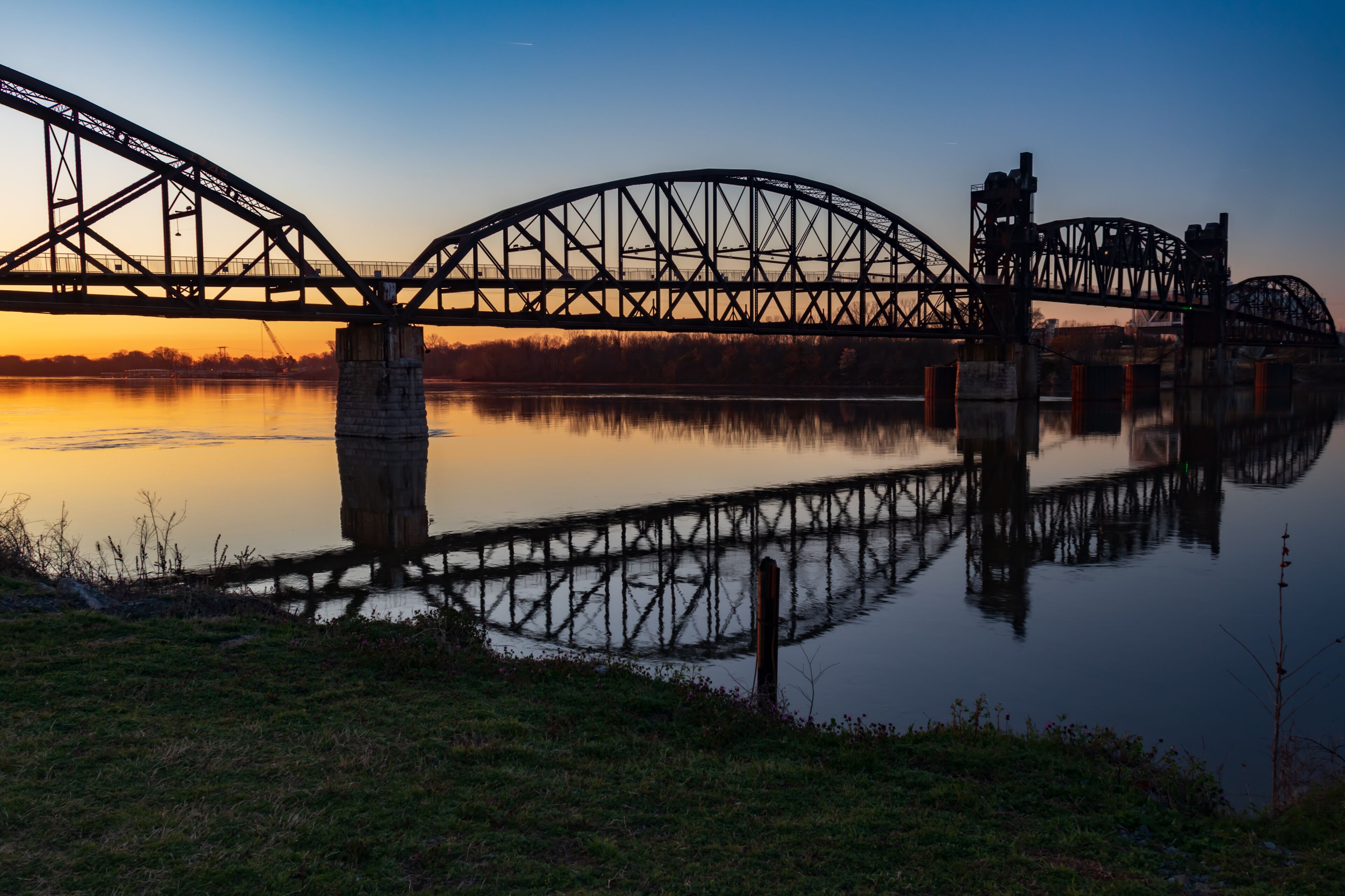 Clinton Presidential Park Bridge at sunrise