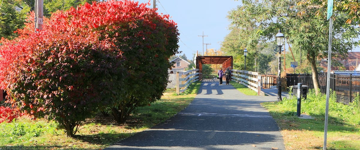 Pedestrian passageway in Northampton, Massachusetts
