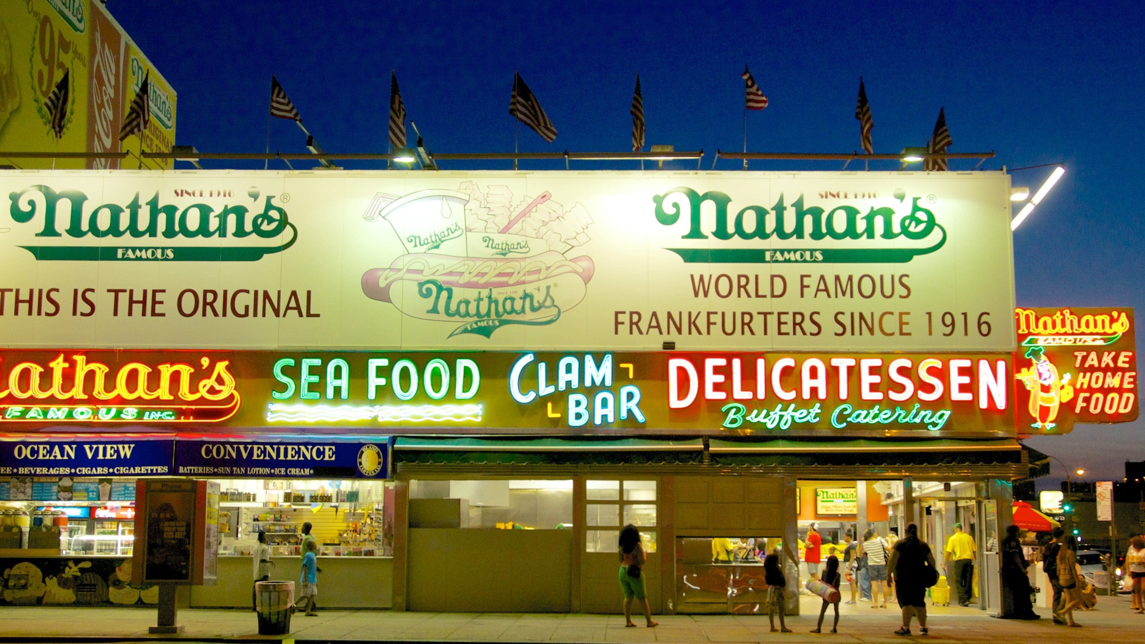 Coney Island som viser nattbilder, gatescener og shopping