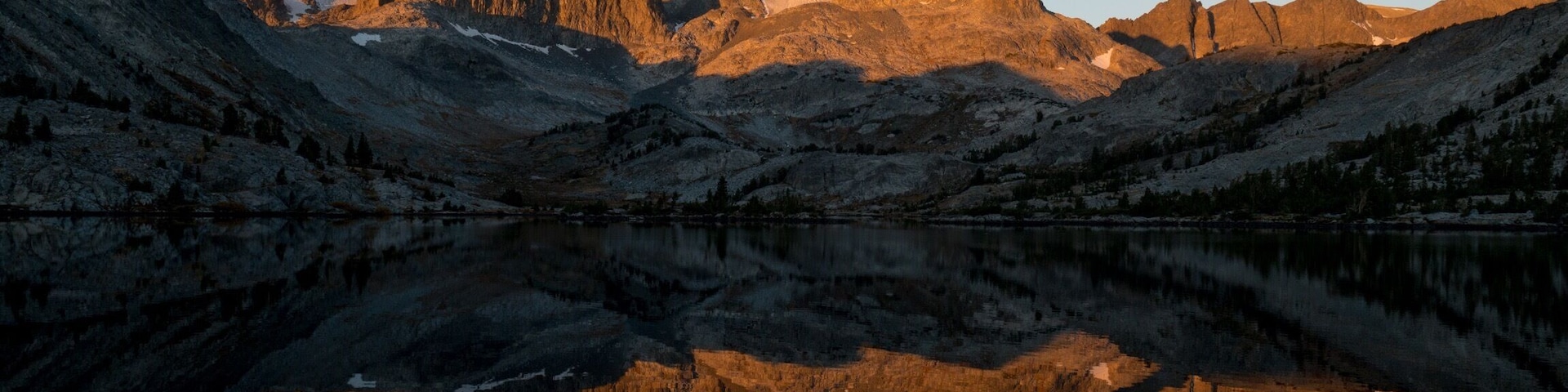 Amazing sunrises out here; check my trip guide on Ediza, Garnet and Thousand Island Lakes in the Northern Cali section of trip guides for more details