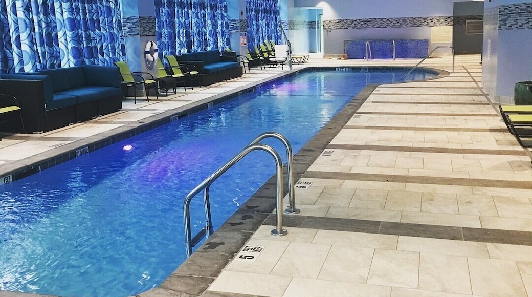 Great pool and spa area