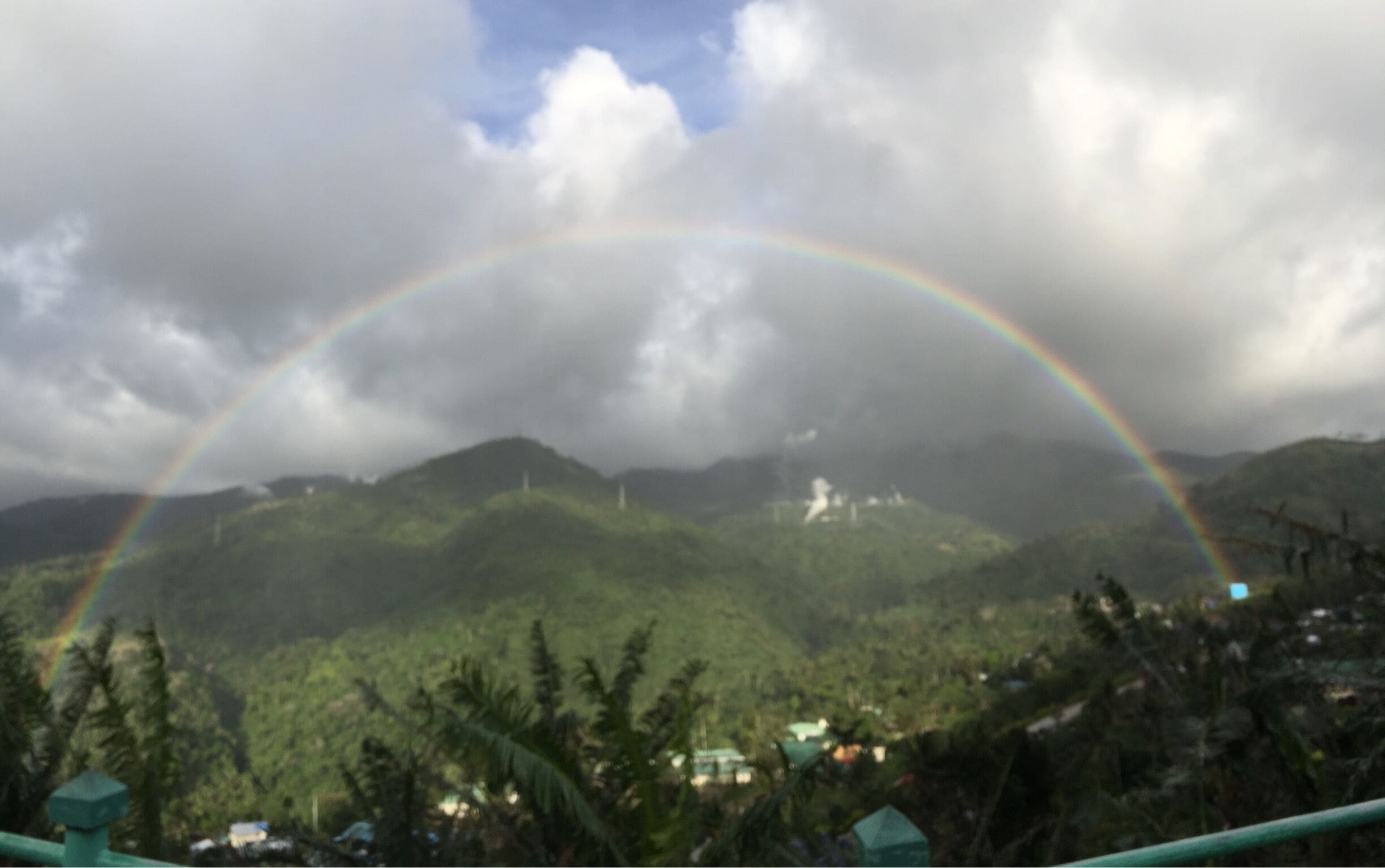 Have you ever seen an actual full rainbow before? I did up in the mountains of Ormoc #LifeAtExpedia