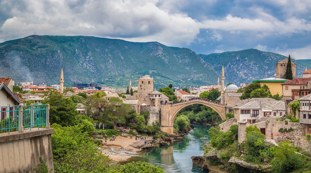 Old town of Mostar with famous Old Bridge (Stari Most), Bosnia and Herzegovina
