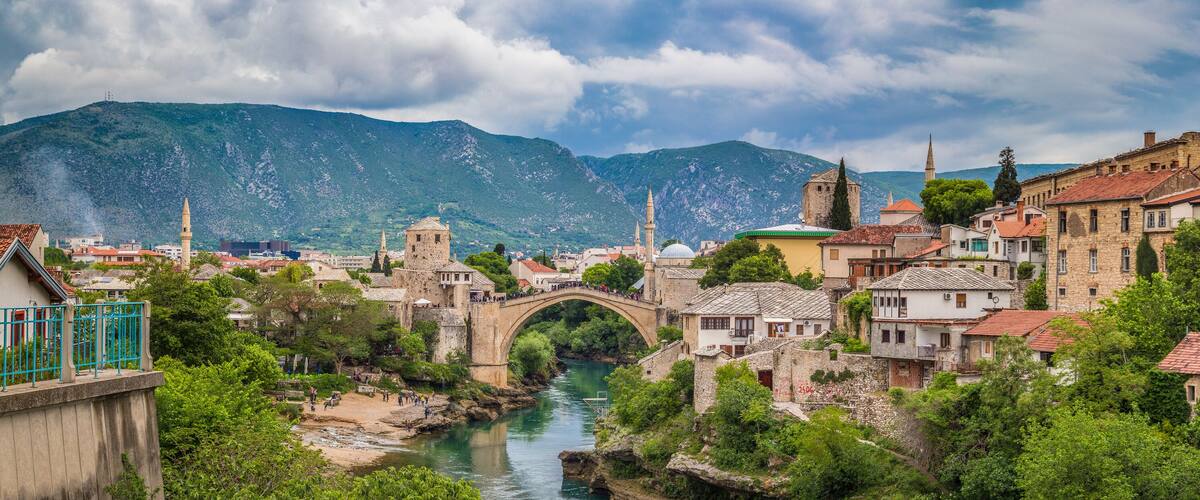Old town of Mostar with famous Old Bridge (Stari Most), Bosnia and Herzegovina