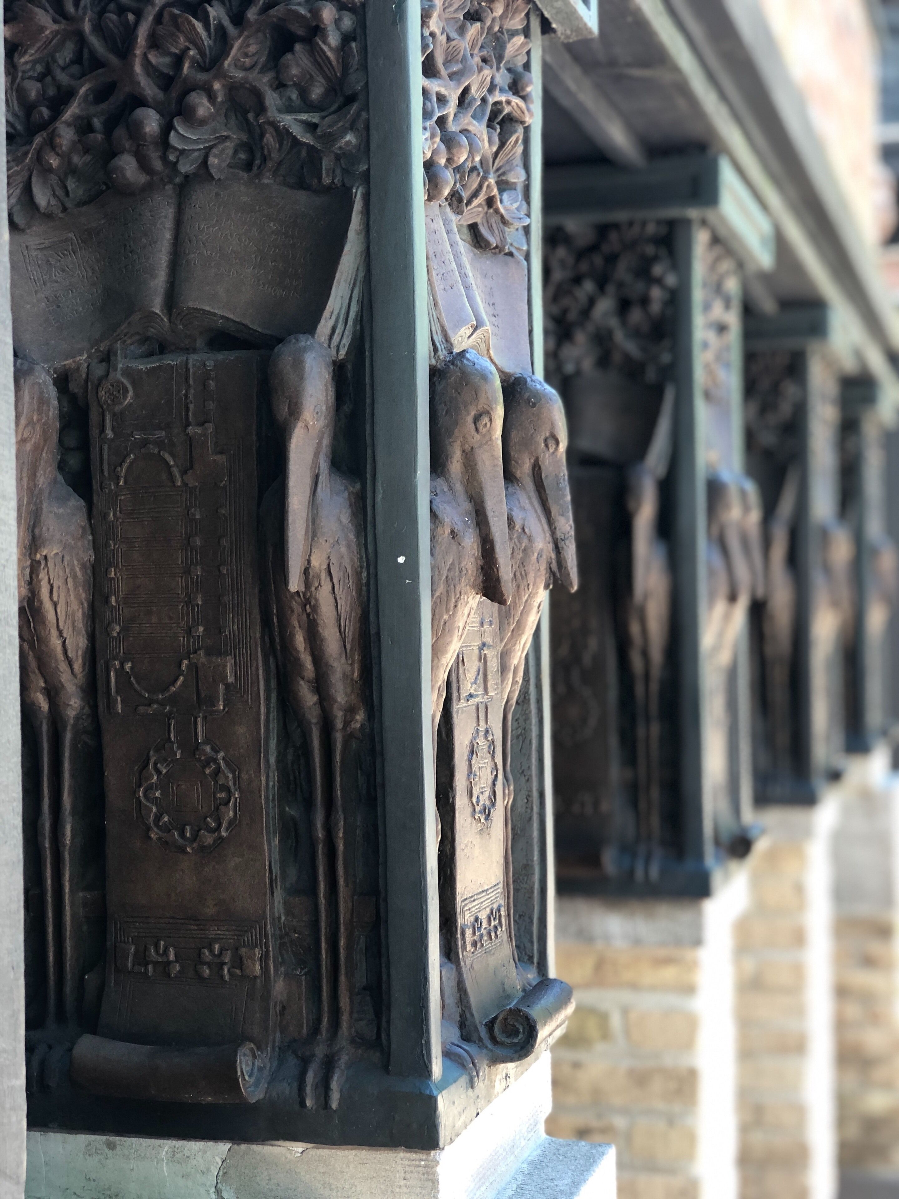 Frank Lloyd Wright House built in 1898 now a museum. Father of the orator style home. Oak Park has a number of houses, as well as the Unity Temple, which he designed