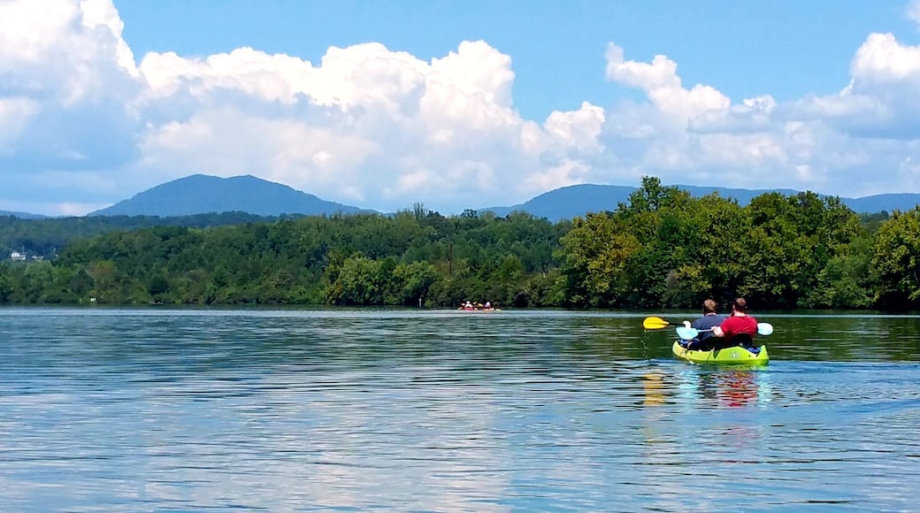 A beautiful day to get outside!!
#river #perspectives