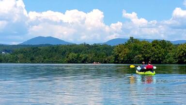 A beautiful day to get outside!!
#river #perspectives