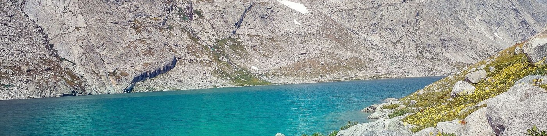 Hiking into to Titcomb Basin is no easy feat but the reward is views like this!