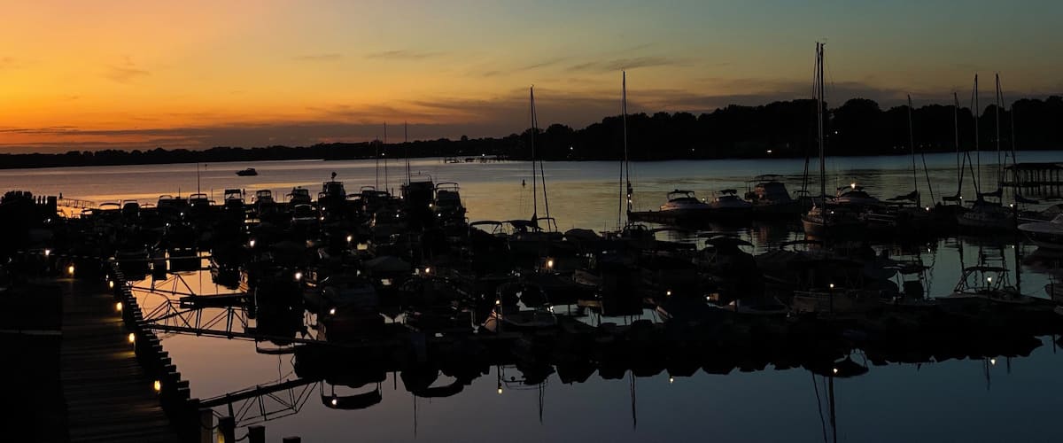 Vineyard Point Yacht and Tennis Club. Cornelius North Carolina.