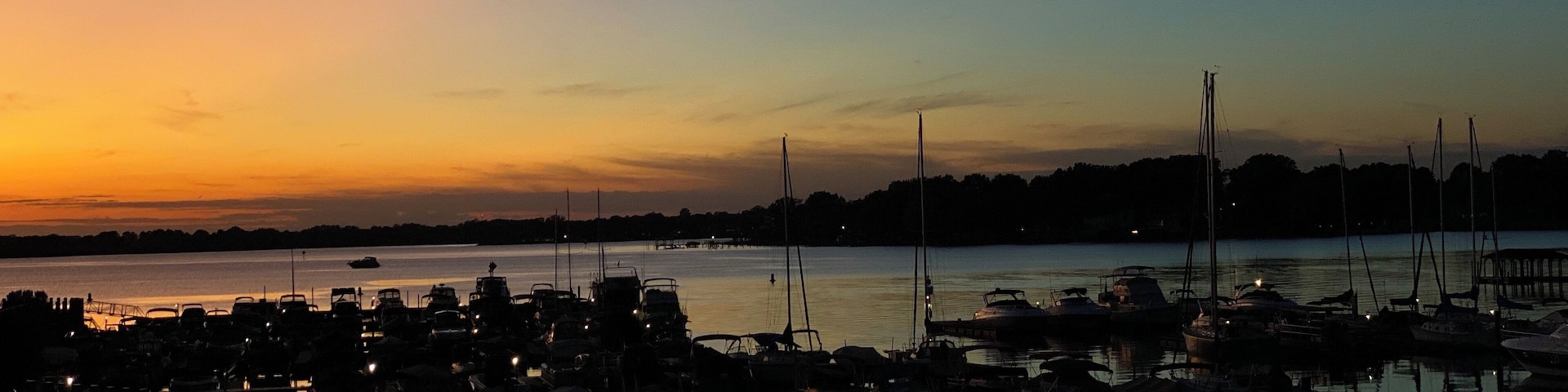 Vineyard Point Yacht and Tennis Club. Cornelius North Carolina.